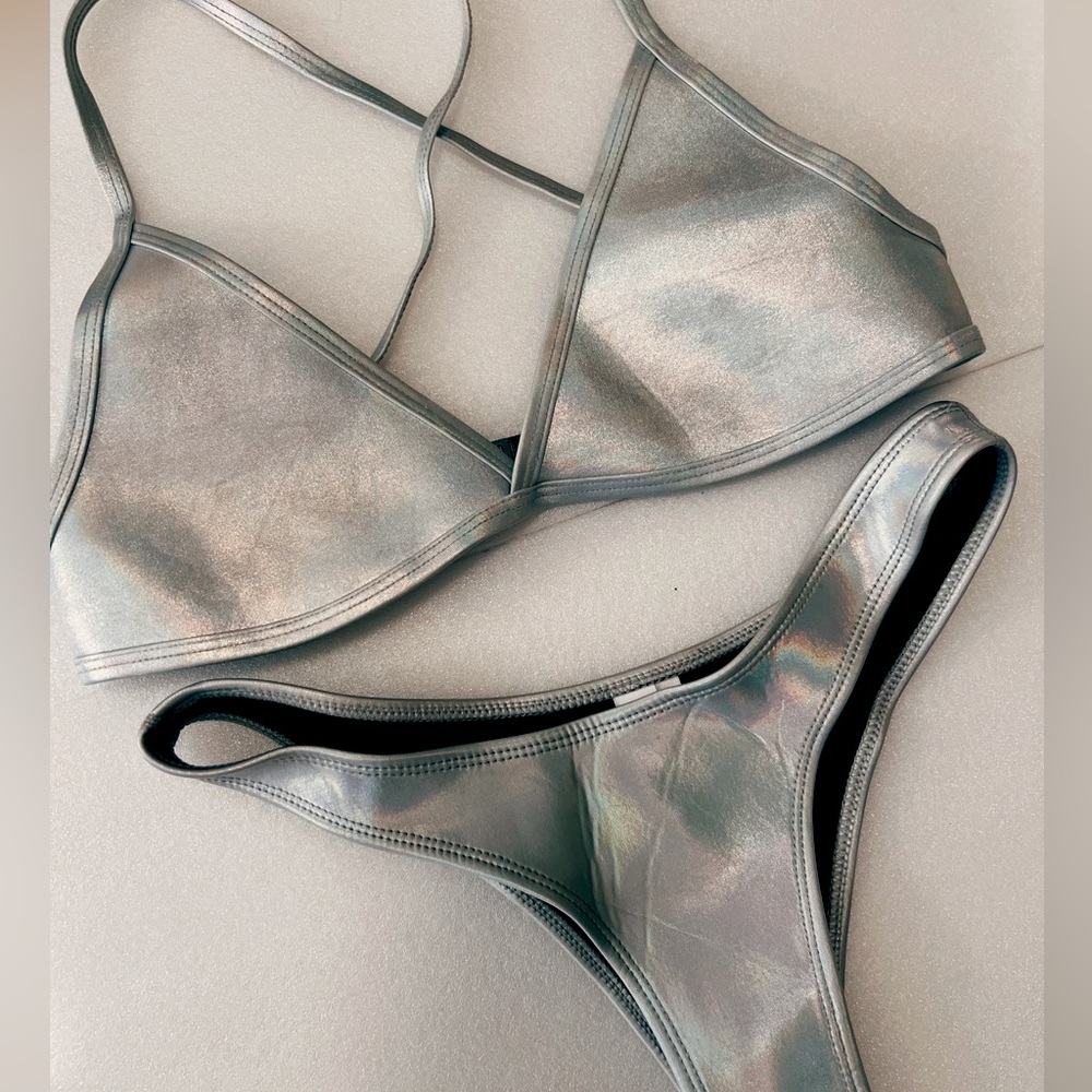 Hoaka Holographic Bikini Set